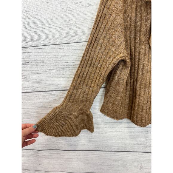 Old Navy Plus Size Tan Wool-Blend Ruffle Tie-Front Cropped Cardigan Size 3X - Picture 2 of 9